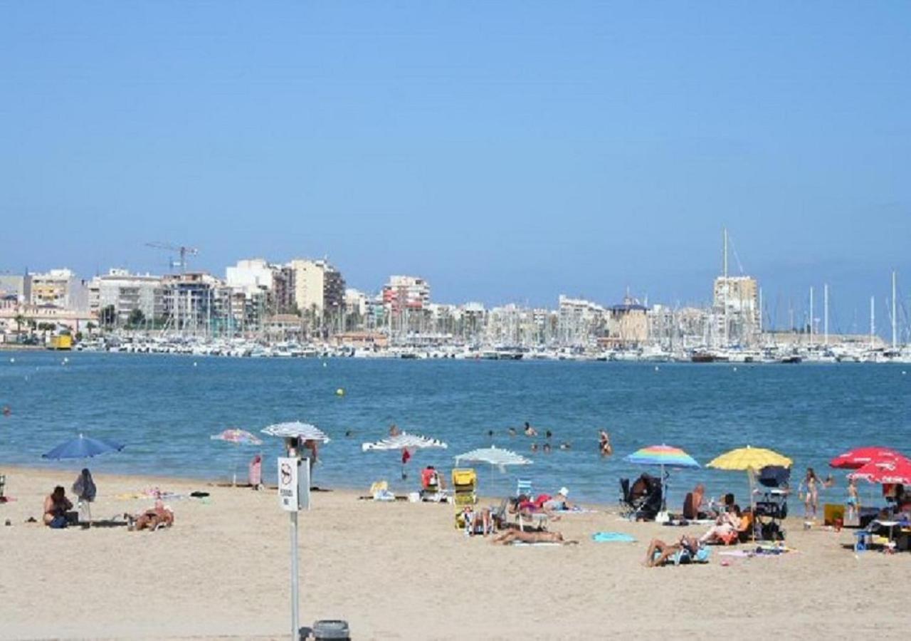 Torrevieja, La Torreta Ground Floor Apartment With Large Private Patio Garden Luaran gambar
