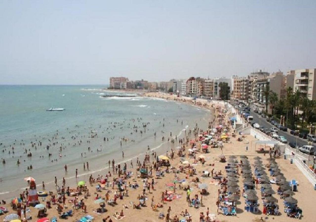 Torrevieja, La Torreta Ground Floor Apartment With Large Private Patio Garden Luaran gambar